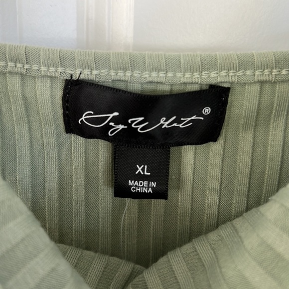 Fitted Light Olive Green Dress - Picture 3 of 4